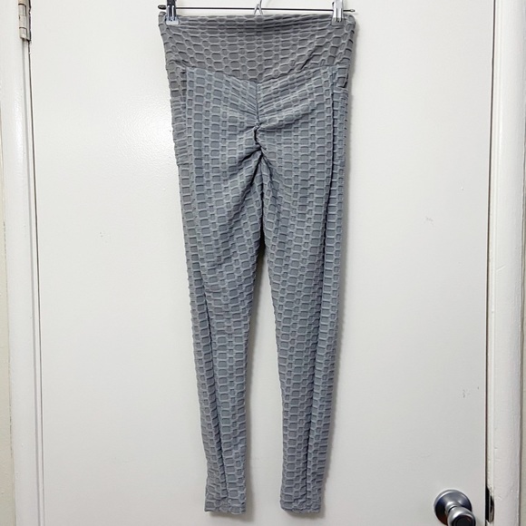 TikTok Famous Butt Leggings Gray Small - Picture 3 of 8